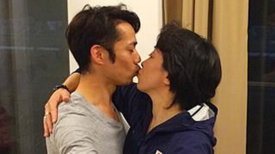 高橋大輔と橋本聖子のキス