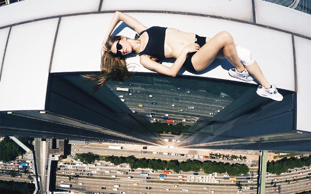 インスタグラム