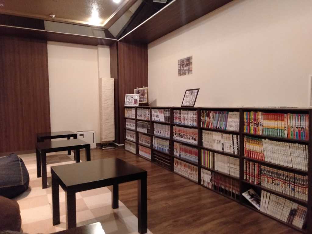 新宿区役所前カプセルホテル