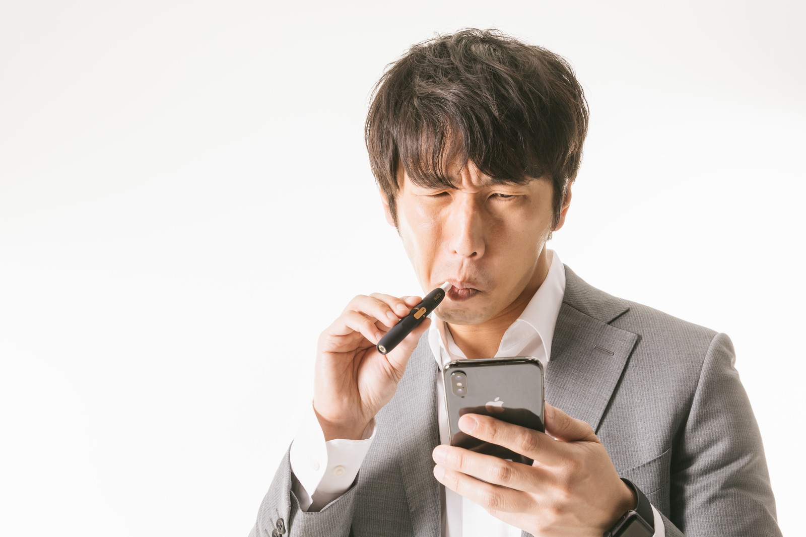 常識で生きる人たちが多いので非効率なシステムも成立する