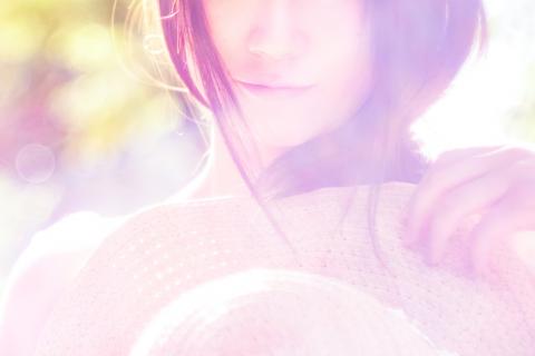 仕事中毒になる事で、人生の不満を紛らわせようとしている？キャリア・ウーマンに見られる仕事依存症。