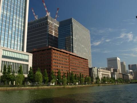 丸の内のビル