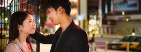 テレビなんて見ないよな？